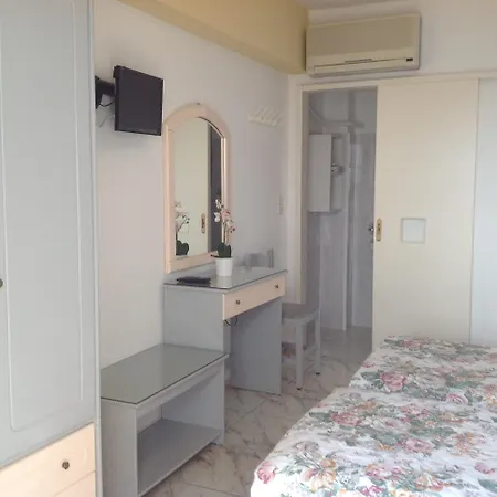 Lejlighedshotel Travlos Eleios-Pronnoi