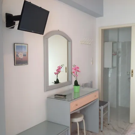 Aparthotel Travlos 3*