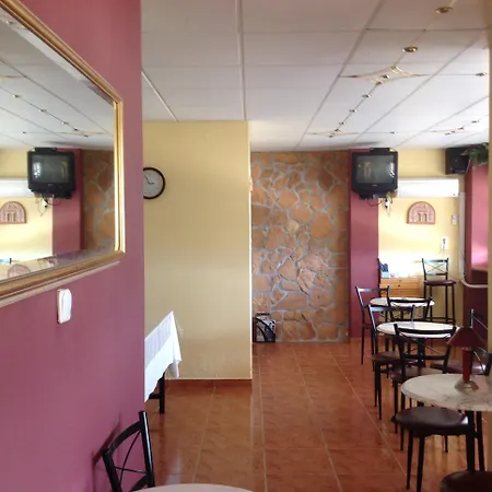 Travlos Aparthotel
