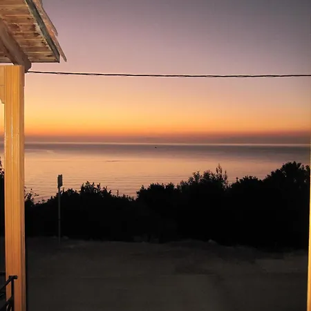 Aparthotel Travlos Eleios-Pronnoi